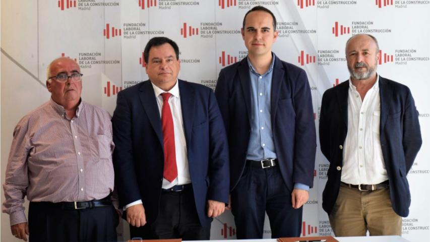 De izda. a dcha. Miguel Rosa Fernández (CCOO Construcción y Servicios), Francisco Ruano Tellaeche (CNC), José Manuel Calvo del Olmo (Ayuntamiento de Madrid), Álvaro Recio Martín (UGT-FICA).