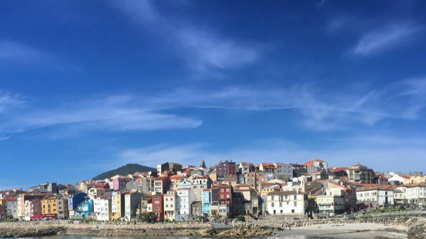 La compraventa de viviendas se elevó un 7,6% en Galicia en 2025.