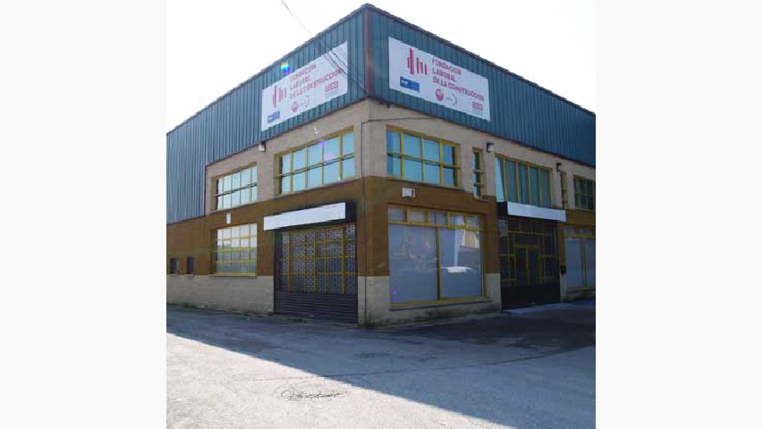 Fachada del nuevo centro. 
